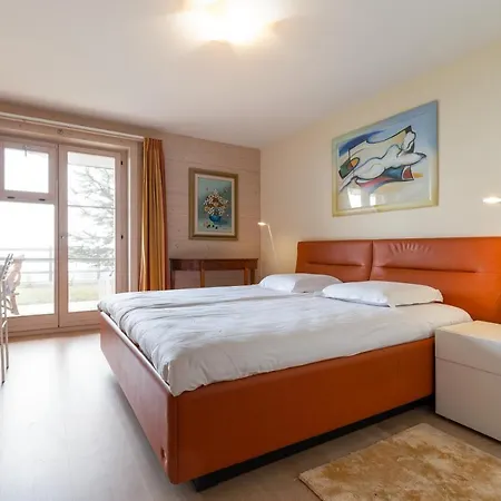 Big Center App For 6 W. Jacuzzi & Double Sauna! Appartement *