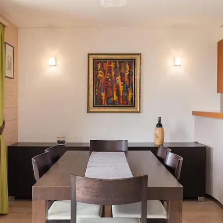 Apartman Big Center App For 6 W. Jacuzzi & Double Sauna! *