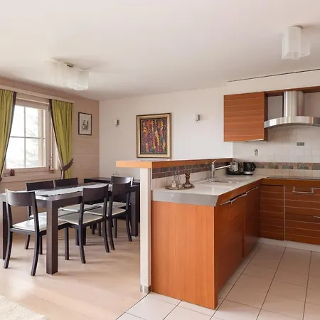 Appartement Big Center App For 6 W. Jacuzzi & Double Sauna! *