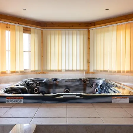 Big Center App For 6 W. Jacuzzi & Double Sauna! * Anzère